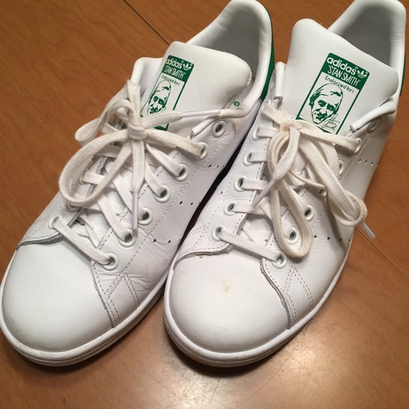 Gently Used Adidas Stan Smith Unisex 